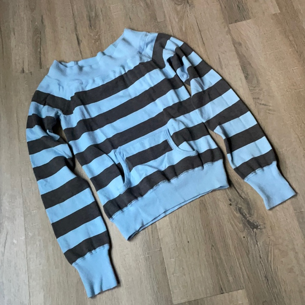 Takeout sweater.